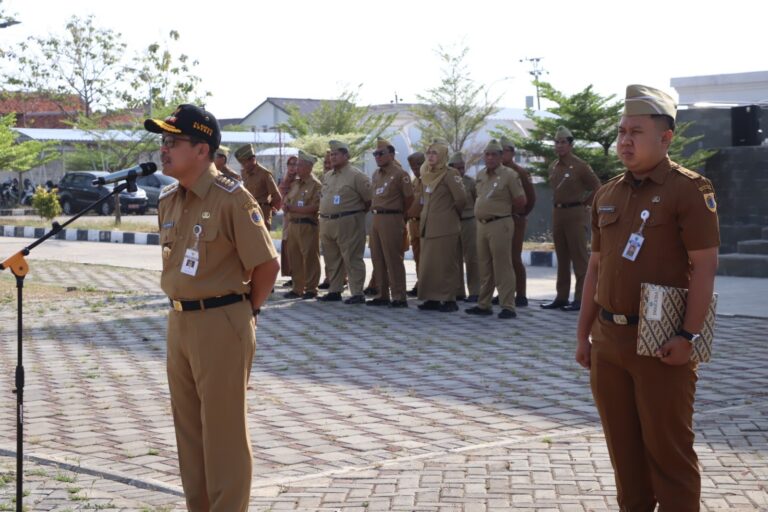 Apel Perdana, Pj. Bupati Brebes Sampaikan Apresiasi dan Ajak ASN Bersinergi Hadapi Tantangan